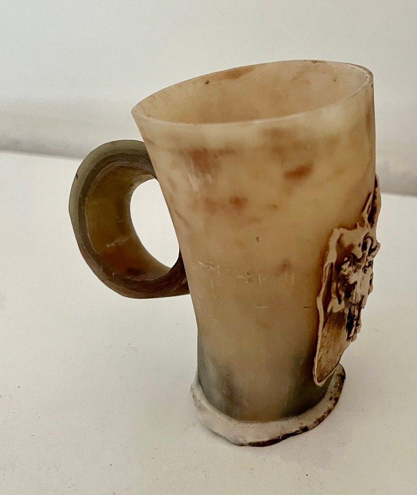 Oude beker van hoorn, Ophalen of Verzenden, Overige stijlen, Overige typen