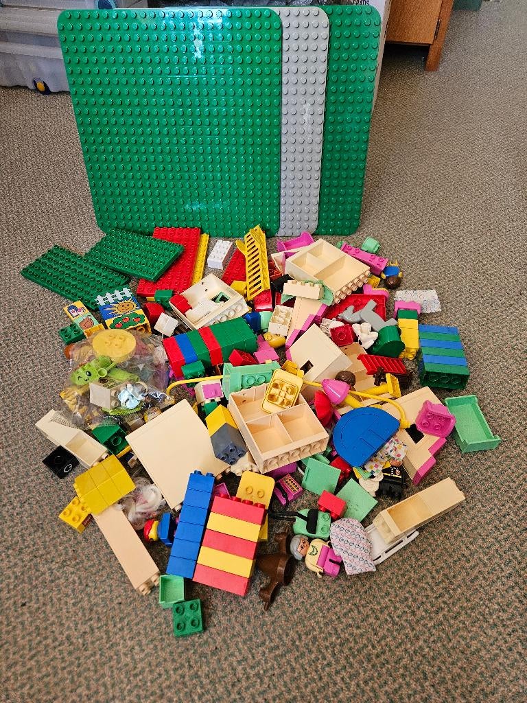 flinke partij Duplo met grote en kleinere grondplaten, Gebruikt, Overige thema's, Ophalen of Verzenden, Duplo