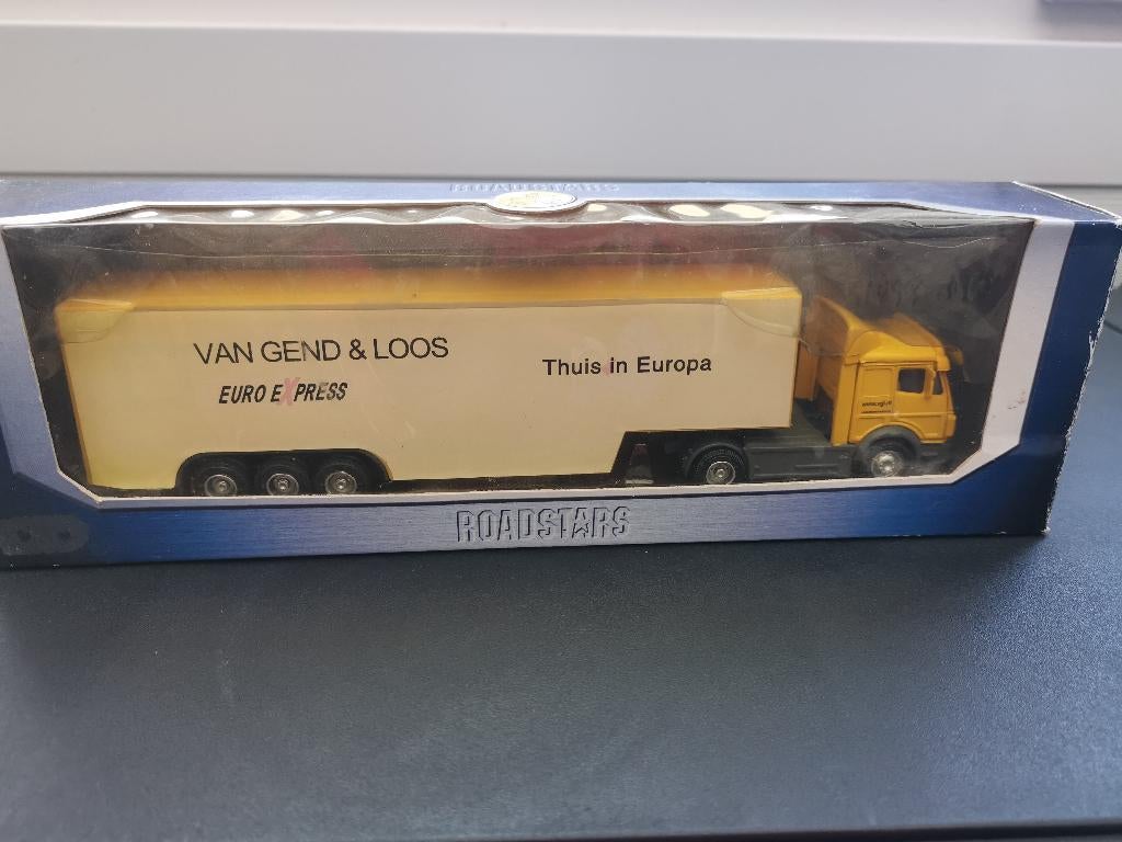 Roadstars vrachtwagen, Hobby en Vrije tijd, Modelauto's | Overige schalen, Ophalen of Verzenden, Nieuw, Bus of Vrachtwagen