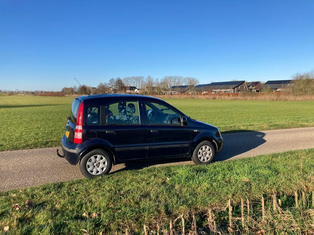 Fiat Panda 1.2 2010 163000km- APK jan 2027 + 4 nieuwe banden, Auto's, Fiat, Euro 5, Stof, 1242 cc, Origineel Nederlands