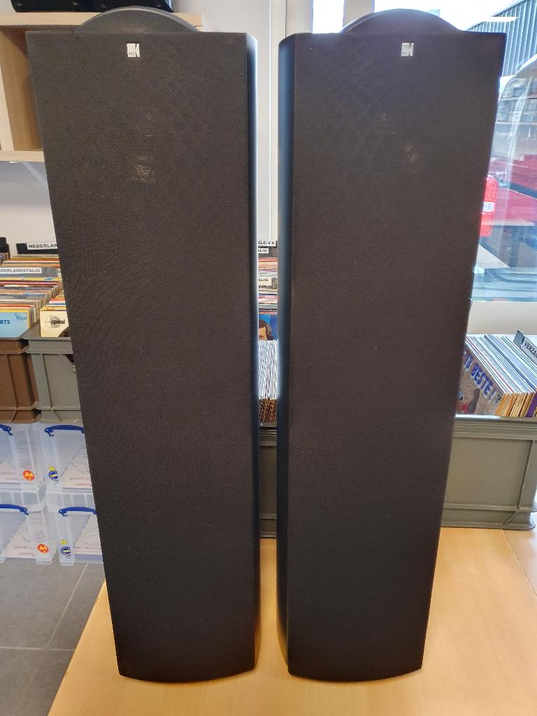 2 Luidsprekers Kef Q5, Ophalen, 120 watt of meer, Front, Rear of Stereo speakers, Overige merken