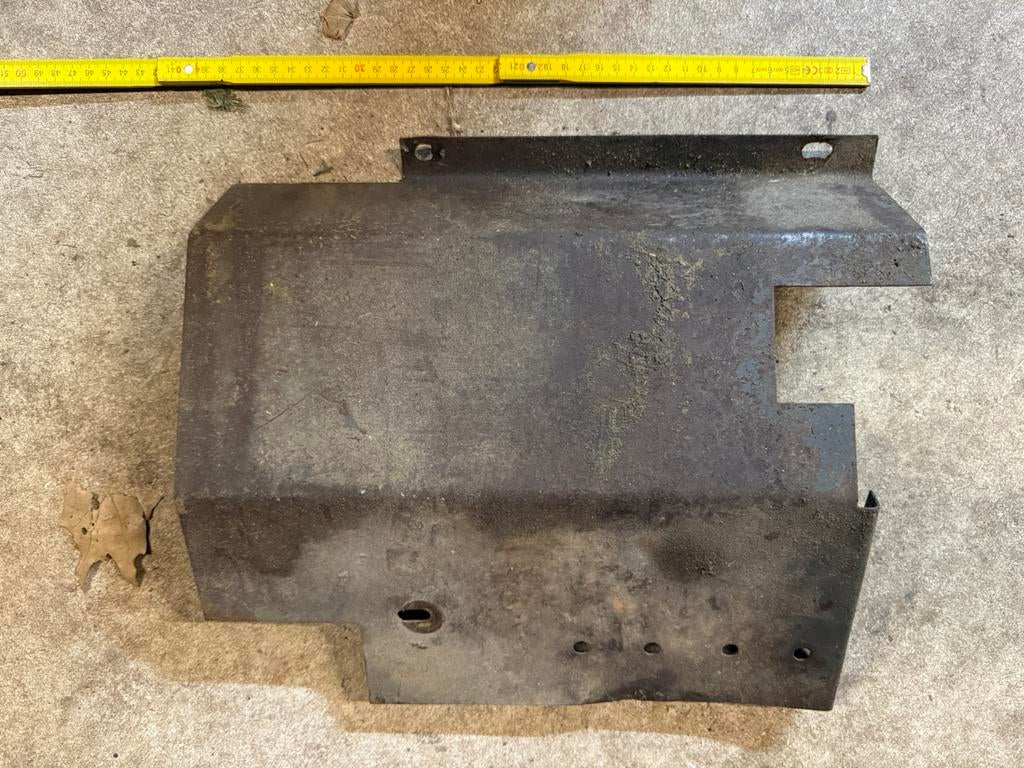 Plaatwerk achteras fendt farmer 100, Hobby en Vrije tijd, Ophalen of Verzenden, Gebruikt