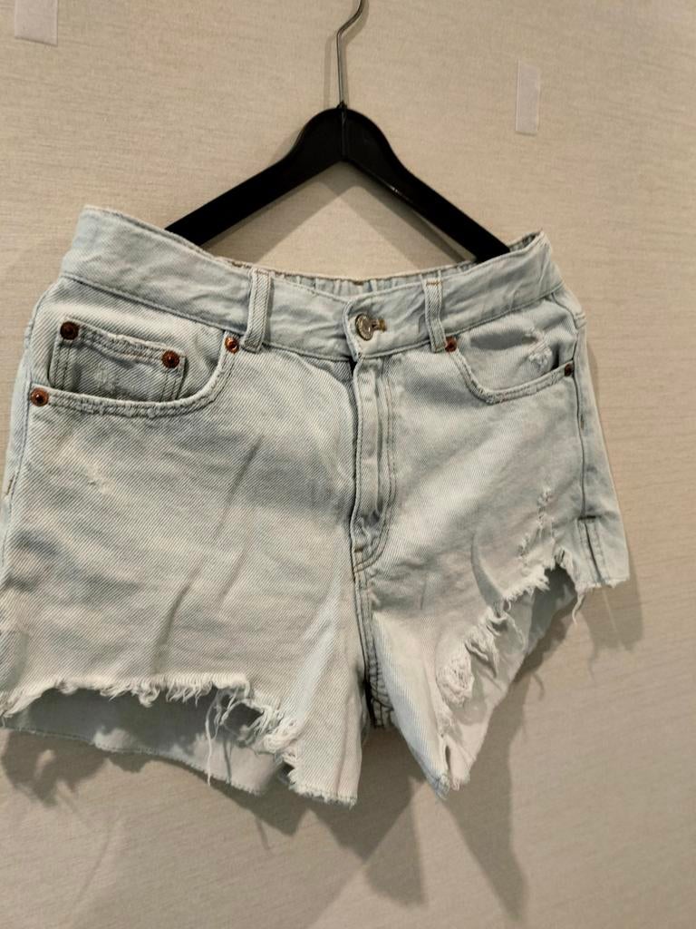 Leuk jeans short Zara mt 164/ 13-14 jr, Ophalen of Verzenden, Zo goed als nieuw, Meisje, Broek