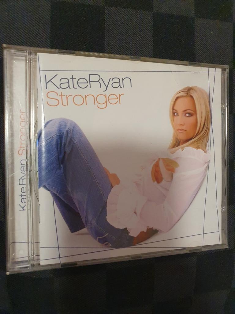 Kate ryan stronger, Verzenden, Gebruikt