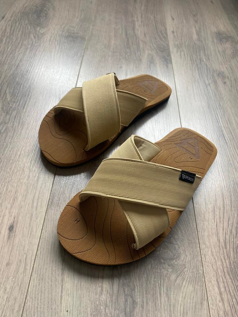 Brunotti slippers maat 40,5, Ophalen of Verzenden, Nieuw
