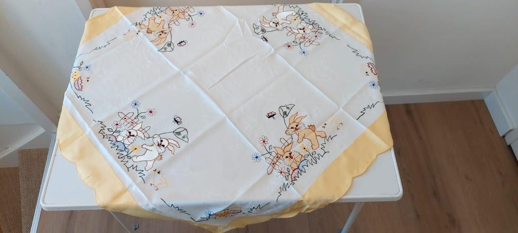 Nieuw vintage paas haas Pasen kleed tafel tafelkleed geel, Eu, Eu, Nieuw, Ophalen of Verzenden