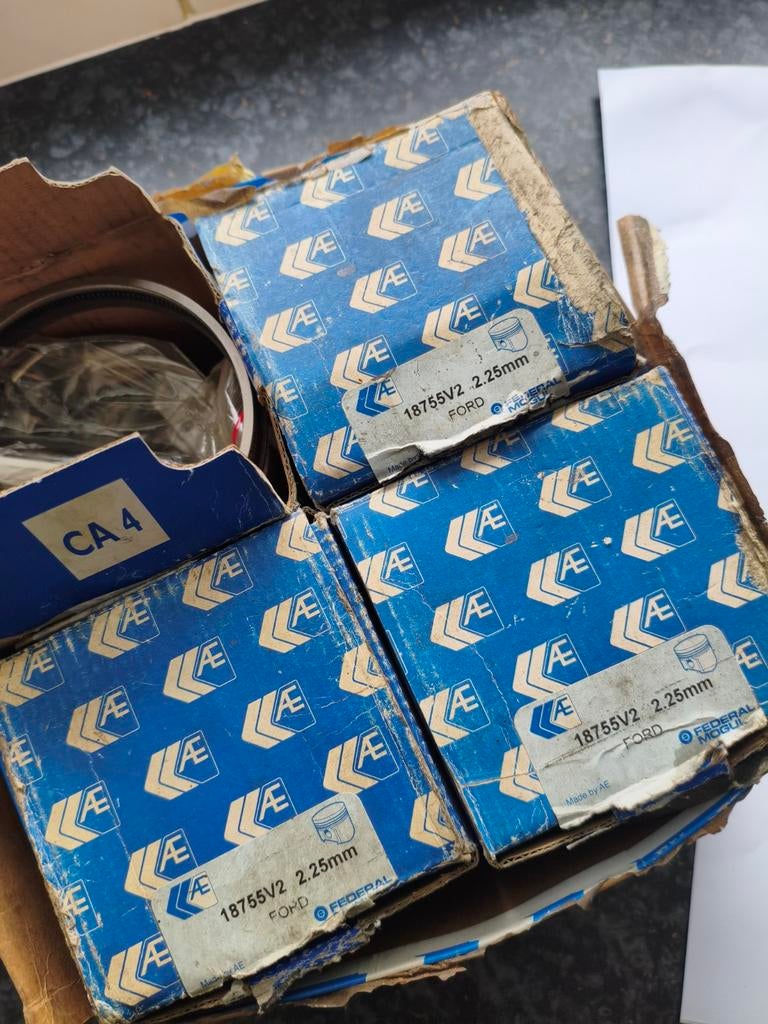 Nieuwe Ford Pinto Overmaat Zuigers (Compleet), Auto-onderdelen, Motor en Toebehoren, Ophalen of Verzenden, Nieuw, Ford