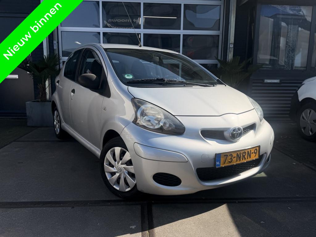 Toyota Aygo 1.0-12V Access Airco 5drs NAP! Inruil mogelijk!, Euro 5, Gebruikt, 4 stoelen, 68 pk