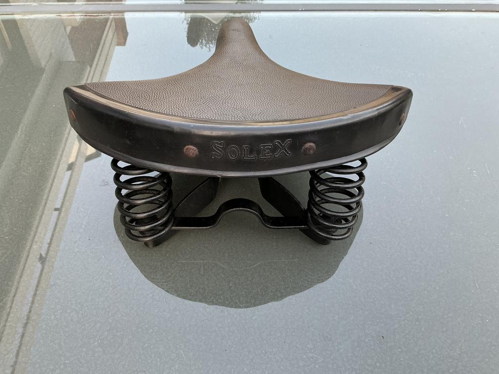 ORIGINEEL SOLEX ZADEL VERKEERD IZGST EN DIV NIEUWE DEKJES, Ophalen of Verzenden, Zo goed als nieuw, Zadel, Overige merken