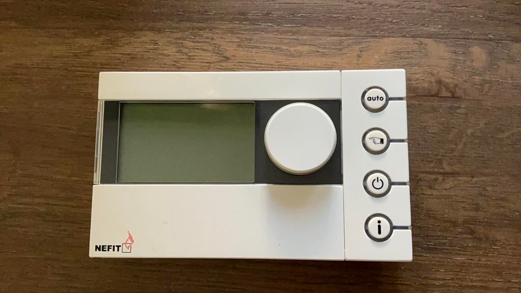 Thermostaat nefit moduline 300, Doe-het-zelf en Verbouw, Thermostaten, Ophalen of Verzenden, Slimme thermostaat, Zo goed als nieuw