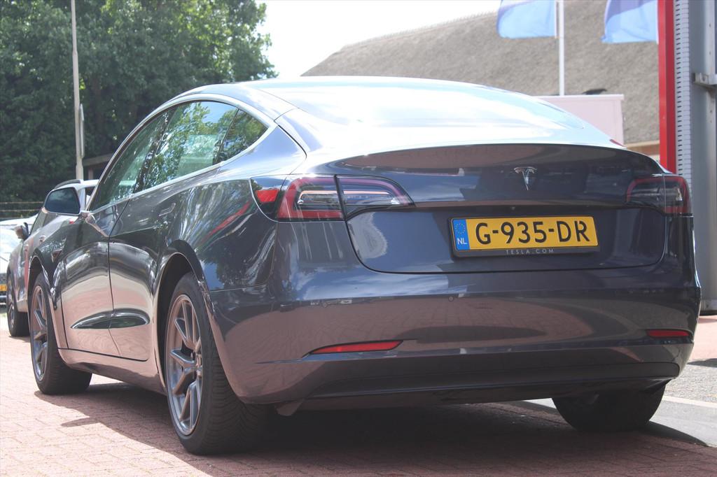 TESLA Model 3 Standard Plus RWD | Orig NL | Auto- Pilot |, Automaat, 238 pk, Gebruikt, Zwart