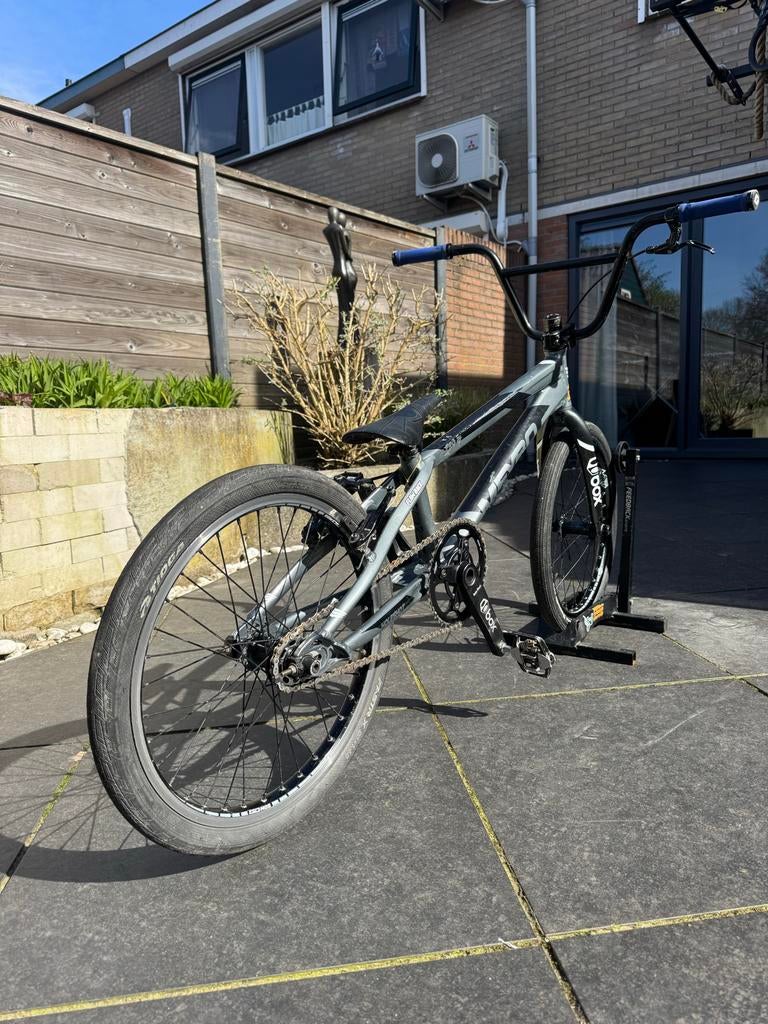 Meybo Holeshot Pro 21 BMX crossfiets - Goed Onderhouden, Ophalen, Gebruikt, Aluminium, V-brakes