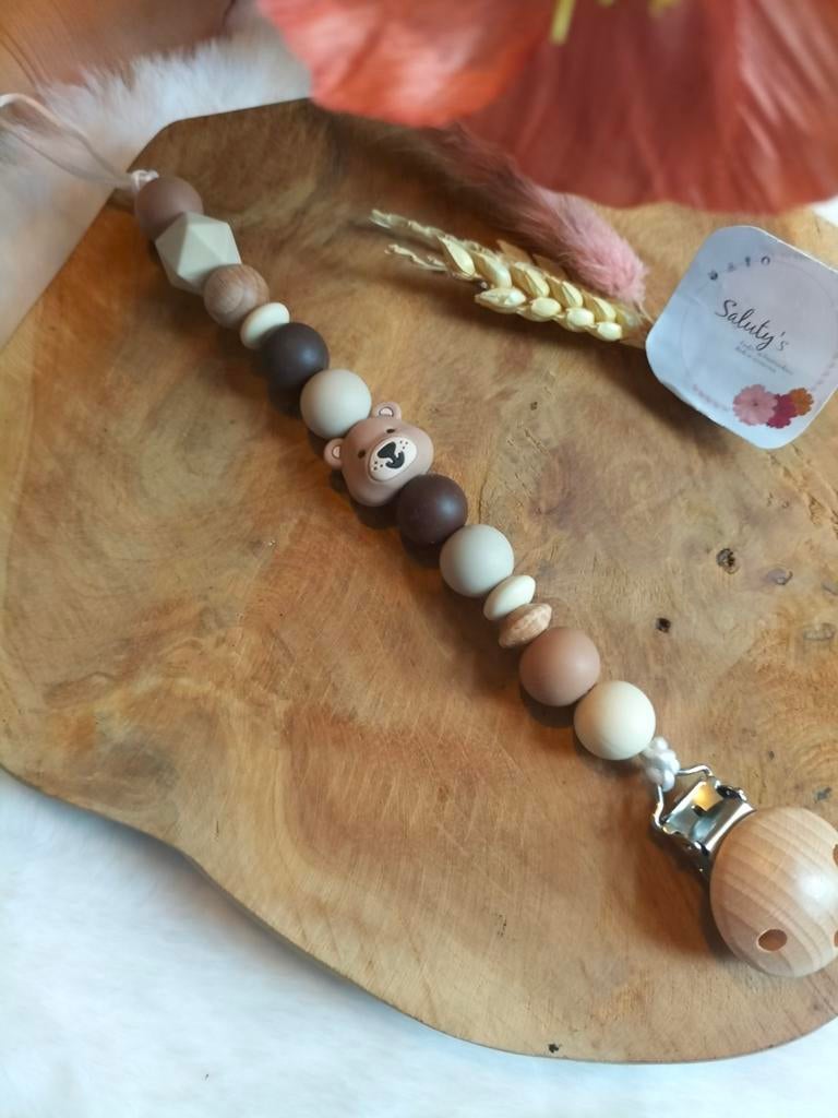 Nieuw • kraamcadeau • Speenkoord Beer, Kraamcadeau, Nieuw, Ophalen of Verzenden, Saluty's kinder- en kraamcadeaus