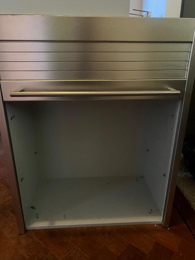 Cabinets, Ophalen, Gebruikt