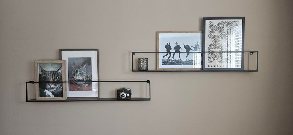 2 metalen wandrekken van 'Stoer metaal', Huis en Inrichting, Ophalen