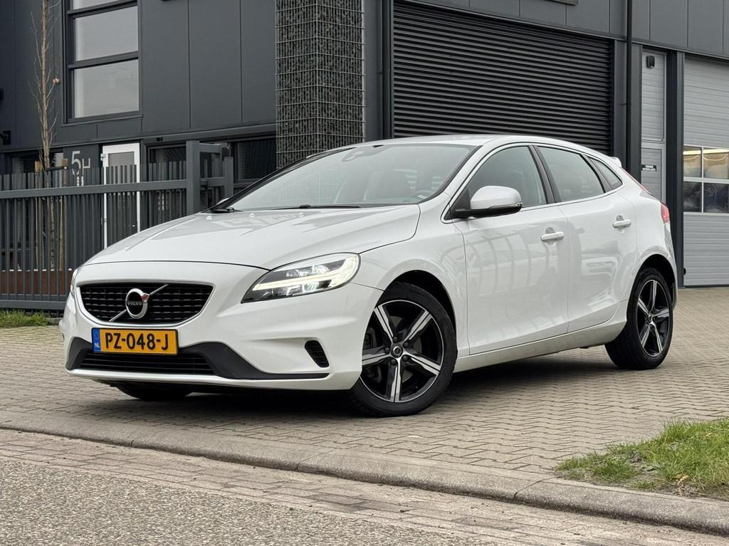 Volvo V40 2.0 T4 Business Sport | R-Design | NAP | Trekhaak, Startonderbreker, Gebruikt, Wit, Origineel Nederlands