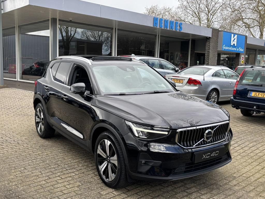 Volvo XC40 T4 Recharge Ultimate Bright Pano Keyless 360 Pilo, Gebruikt, Met garantie (alle), Adaptive Cruise Control, Zwart