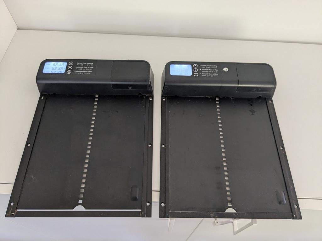 Automatisch kippenluik FAVE, Ophalen, Zo goed als nieuw, Drinken en Voederen