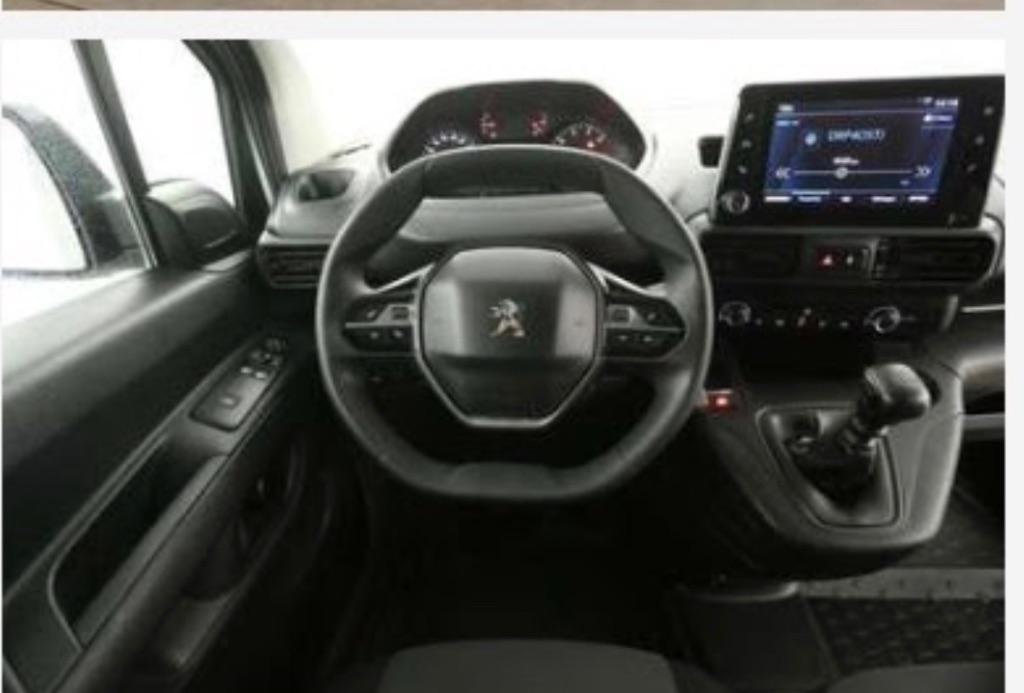 Peugeot Partner 1.2 Puretech 110pk S&S 950kg Long 3-zits, Auto's, Voorwielaandrijving, Zwart, 1199 cc, Adaptieve lichten