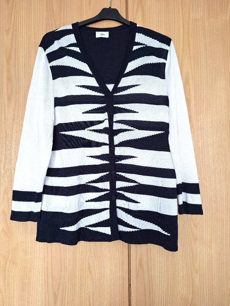 Mooie set - vest en trui - ARA - blauw/wit - Maat 46, Ophalen of Verzenden, Nieuw, Blauw, Trui of Vest
