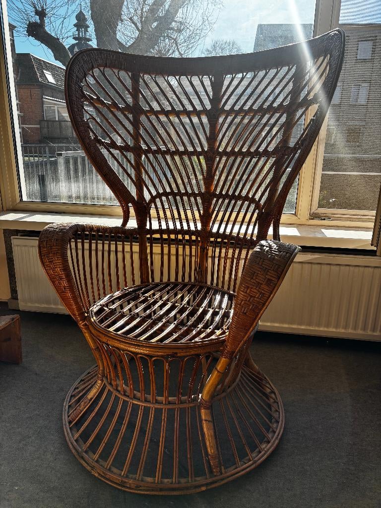 rotan stoel, Huis en Inrichting, Stoelen, Ophalen, Overige kleuren, Zo goed als nieuw, Rotan stoel