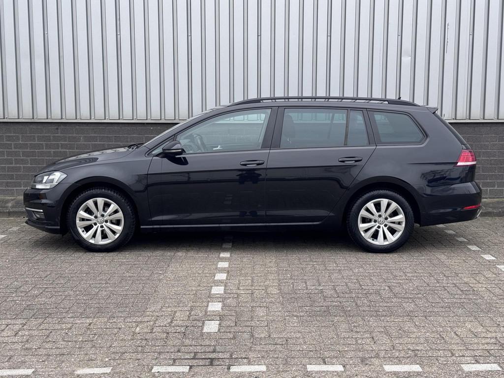 Volkswagen Golf Variant 1.0 TSI Comfortline Automaat | ACC |, Stof, Gebruikt, Adaptive Cruise Control, Zwart