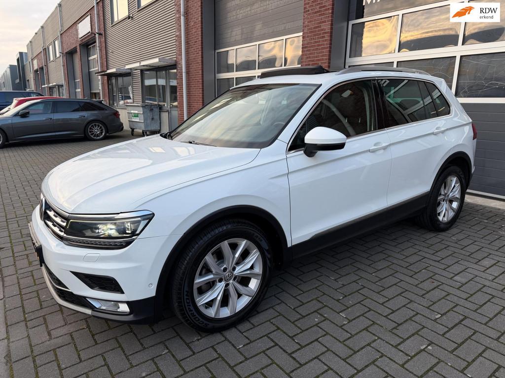 Volkswagen TIGUAN 1.4 TSI DSG LED ACC Pano Camera Carplay, 4 cilinders, 150 pk, Wit, SUV of Terreinwagen