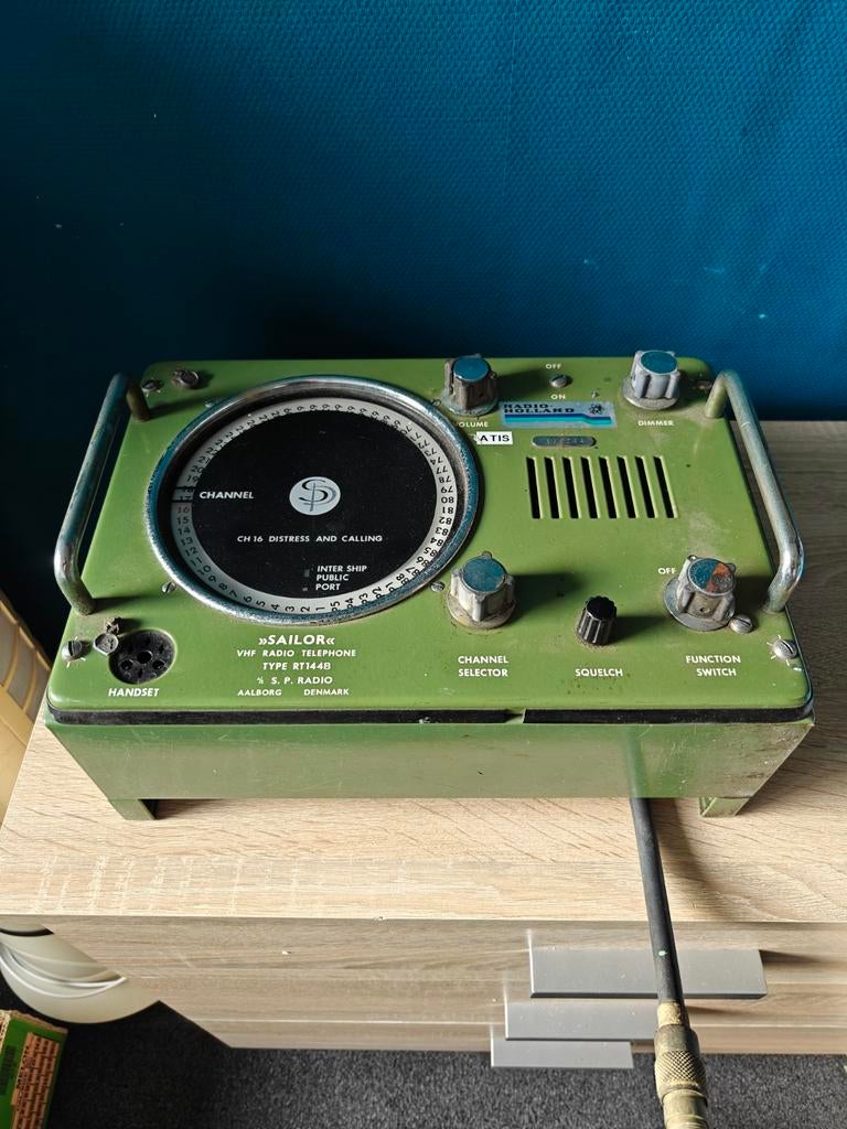 Sailor VHF Radio Telefoon Type RT144C, Ophalen of Verzenden, Gebruikt