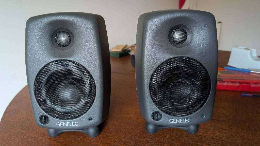 Genelec 8020B, Overige merken, Gebruikt, Ophalen of Verzenden, 120 watt of meer