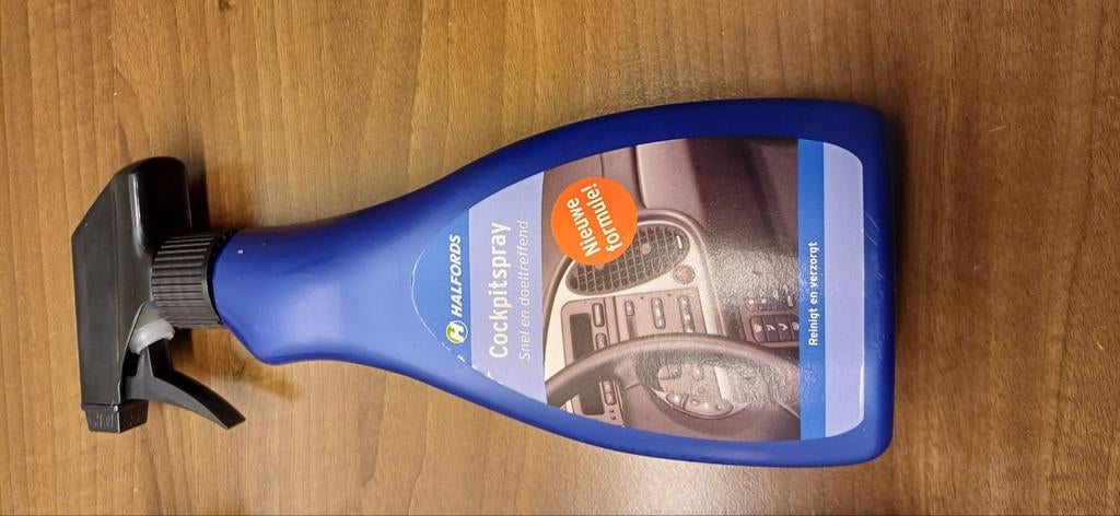 Cockpitspray interieur reiniger auto, Ophalen