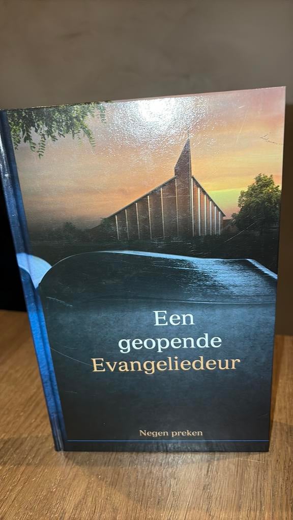 KR-1 Ds N.H. Beversluis ea- Een geopende Evangeliedeur, Boeken, Ophalen of Verzenden, Zo goed als nieuw, N.H. Beversluis; A. Makkenze; D.C. Overduin; W.C. Wüst