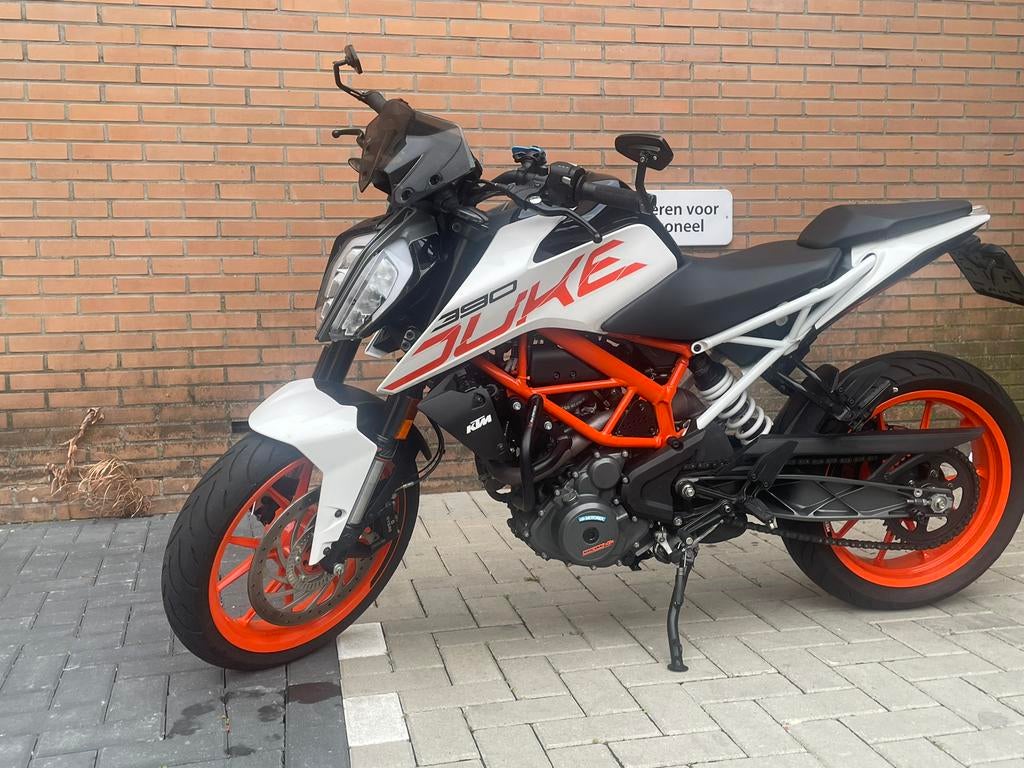 KTM 390 Duke 2021 A2, 390 cc, Particulier, Minimaal motorrijbewijs A2, Traction Control