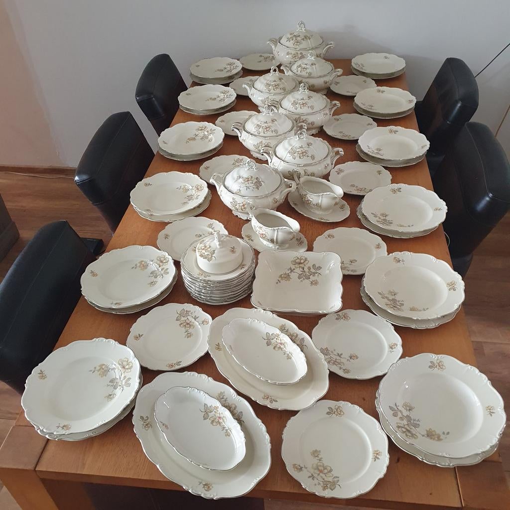 Edelstein Bavaria Maria Theresia 12 persoons eetservies., Ophalen