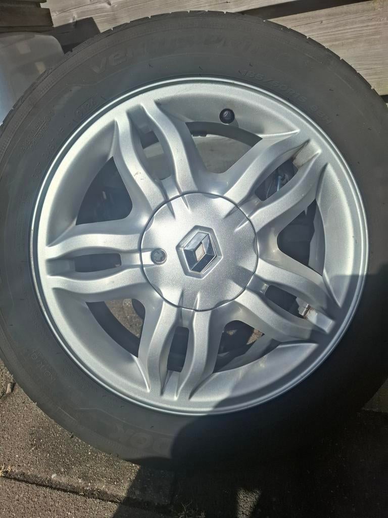 Lichtmetalen velgen inc banden renault, Motoren, Ophalen