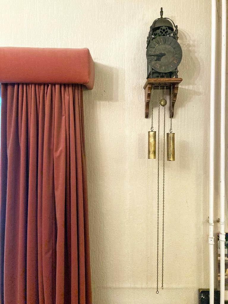 Lantaarnklok - Robert Evans Halfstead - 2de helft 20e eeuw, Ophalen