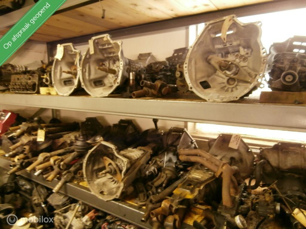 5-versnellingsbak Opel Tigra en Corsa B, bj ´93 tm ´99, Gebruikt, Opel, Ophalen of Verzenden, Opel