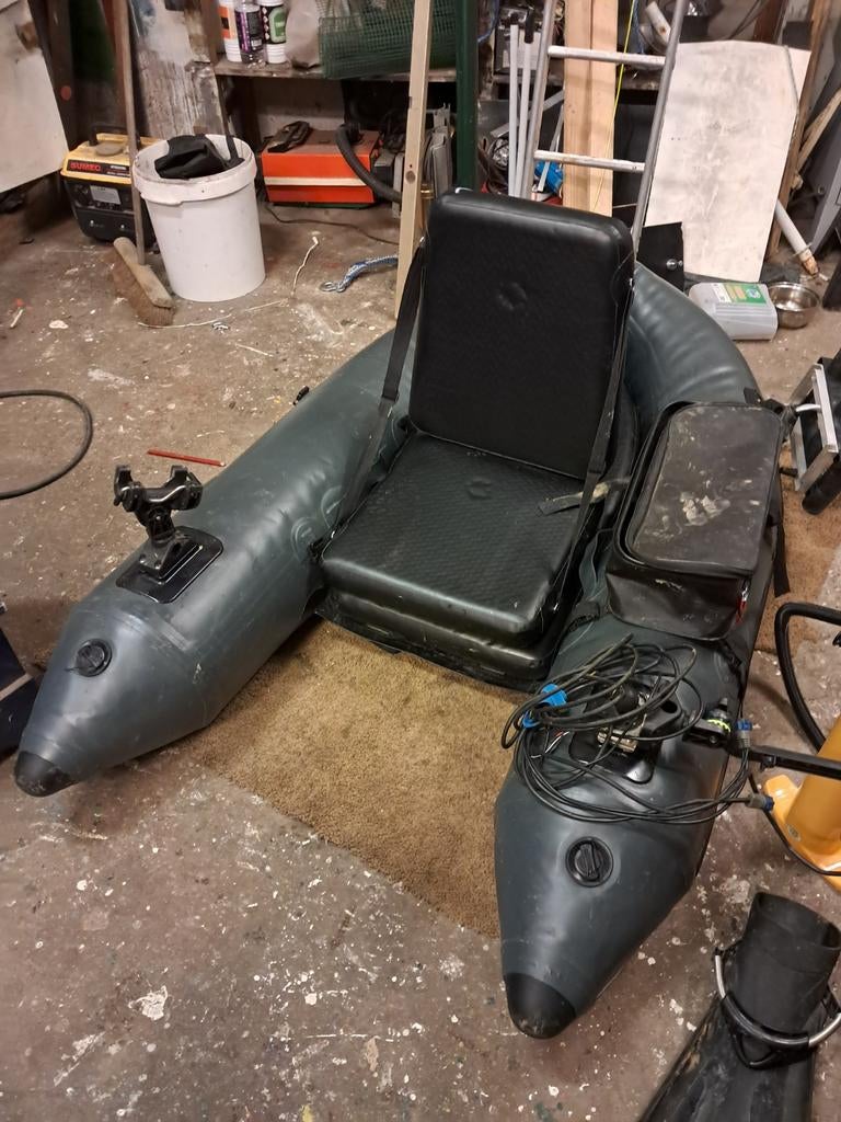 12bb Stealth Belly Boat - Ideaal voor vissen, Watersport en Boten, Hengelsport | Roofvissen, Ophalen, Overige typen