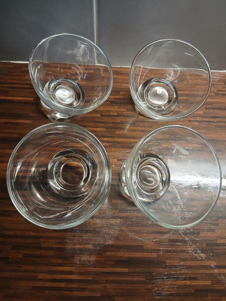 Decoratieve glazen schaaltjes met schuine rand (set van 4), Antiek en Kunst, Ophalen of Verzenden