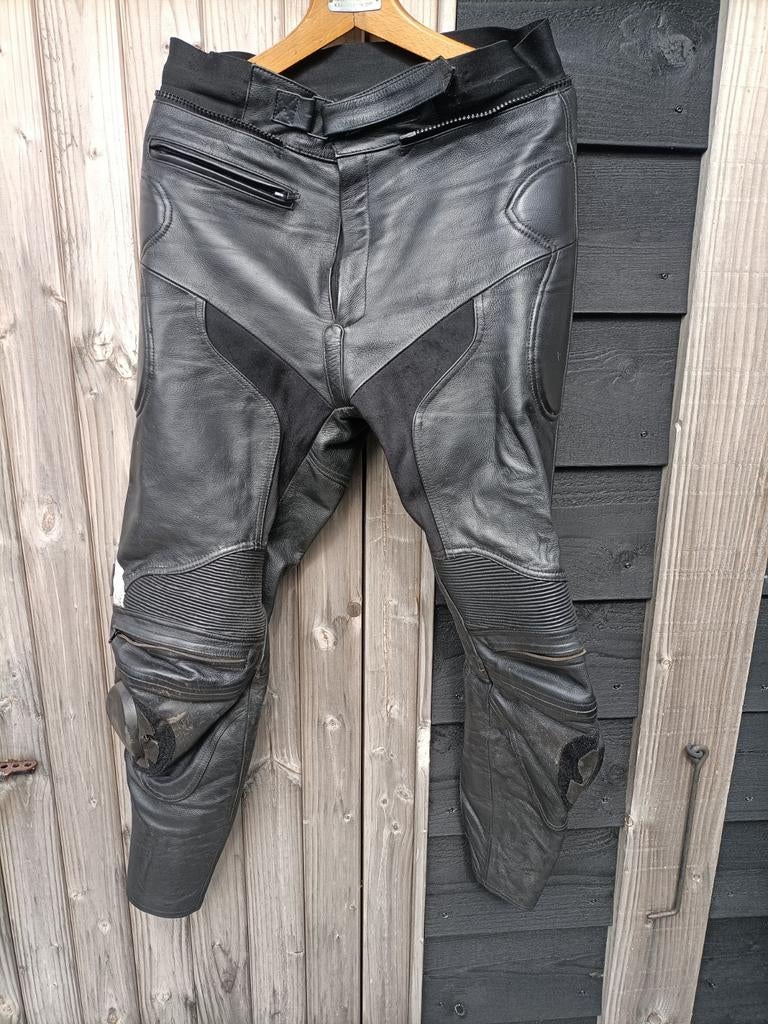 Spool soepele lederen motorbroek - Maat 52, Motoren, Kleding | Motorkleding, Broek | leer, Heren, Ophalen of Verzenden, Spool
