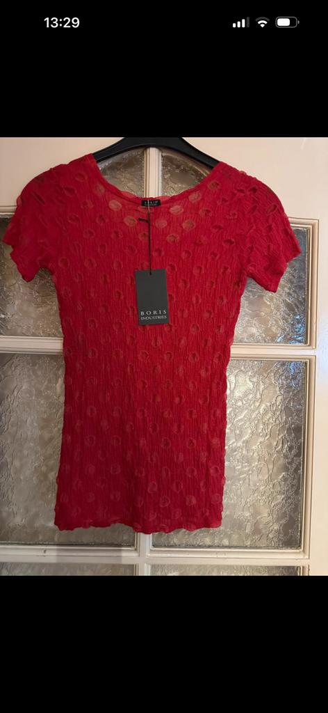 Boris industies shirtje S small rood, Nieuw, Ophalen of Verzenden, Korte mouw, Maat 36 (S)