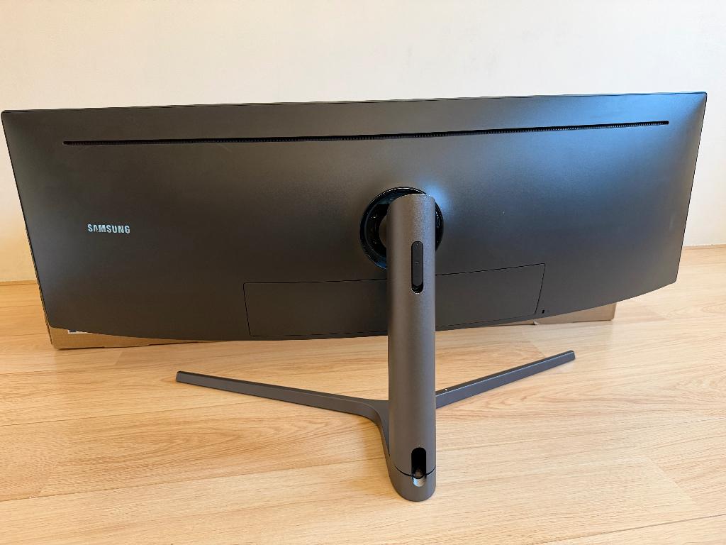 Samsung 49" C49HG90DMR curved monitor, 101 t/m 150 Hz, Curved, VA, Full HD