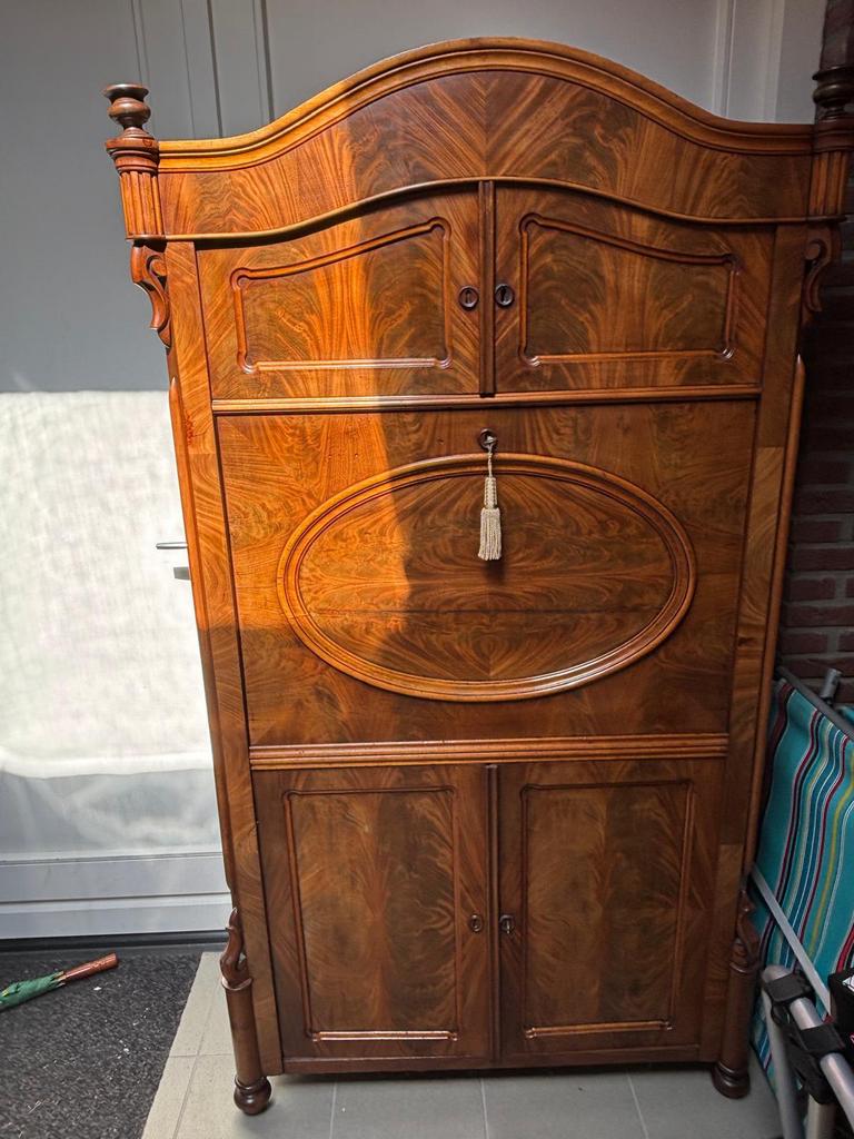 Klassieke Biedermeier Louis Philippe Secretaire wandkast, Antiek en Kunst, Antiek | Meubels | Kasten, Ophalen