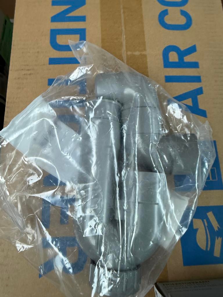 Partij van 30 PVC sifons 40mm, Ophalen, Afvoer, Pvc, Nieuw