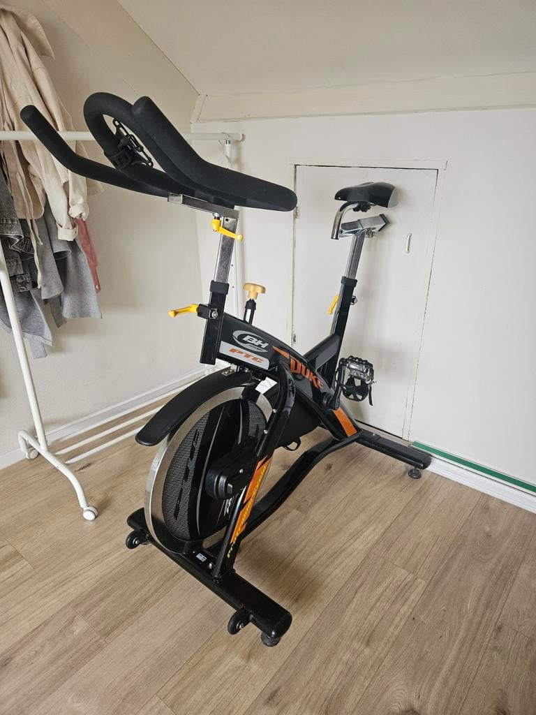 BH Hi Power PTC Duke ProTrainer spinningfiets, Ophalen, Zo goed als nieuw, Spinningfiets