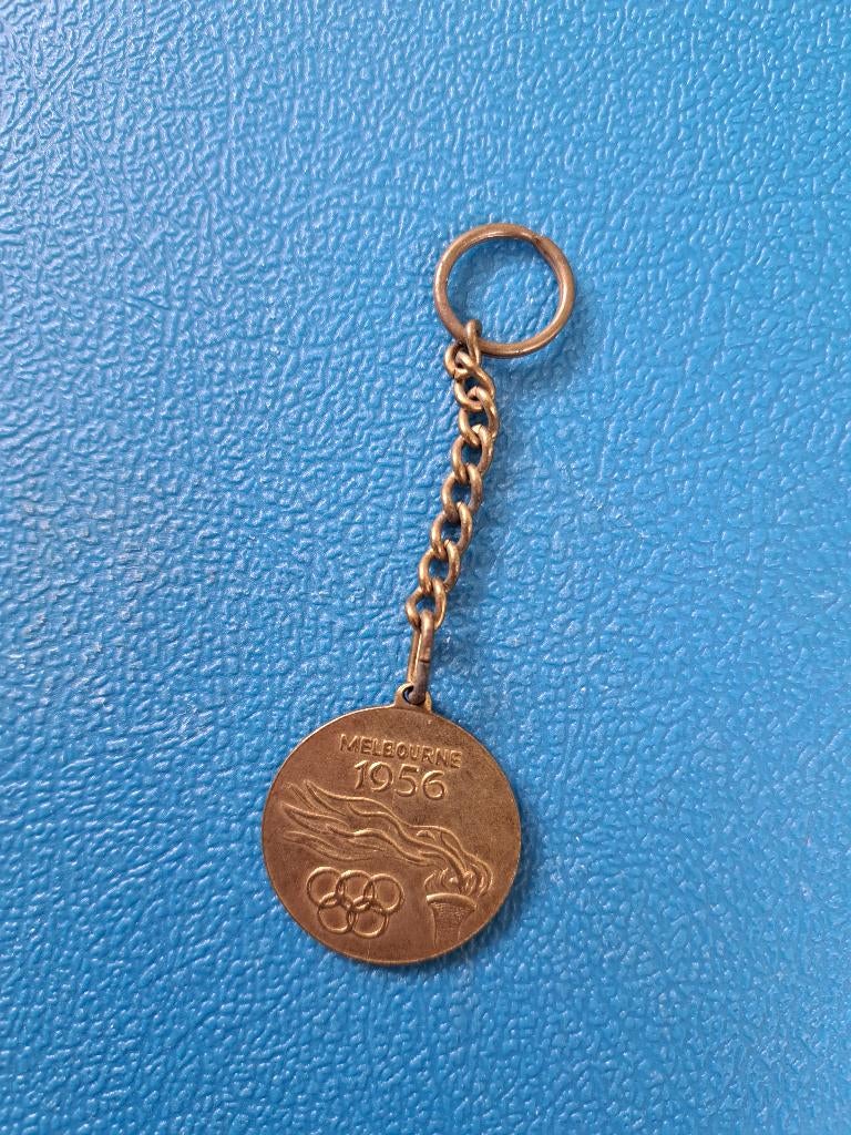 Souvenirmedaille Olympische spelen Melbourne 1956, Postzegels en Munten, Postzegels | Nederland, Ophalen of Verzenden, Na 1940