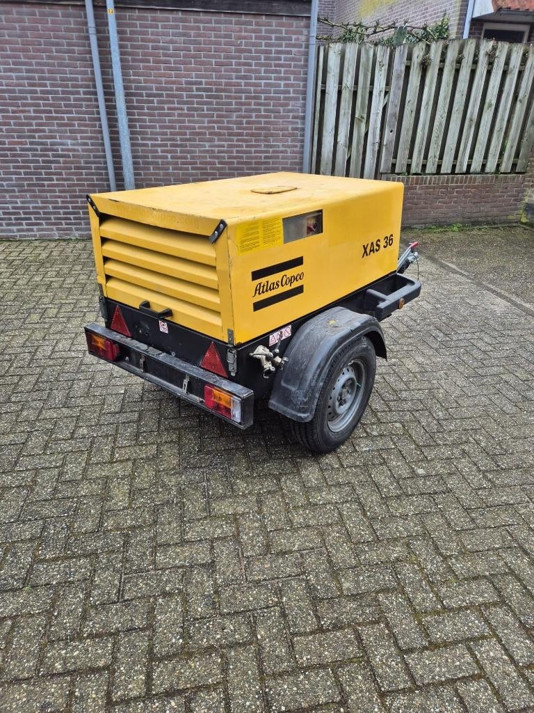 atlas copco XAS 36 mobiele compressor, Ophalen