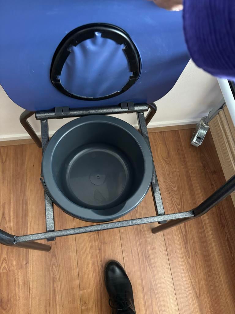 Po stoel met steunbeugels, Ophalen, Gebruikt