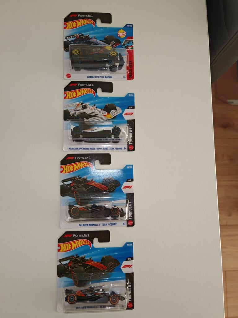 4x Hot Wheels Formule 1 modelauto's, Ophalen of Verzenden