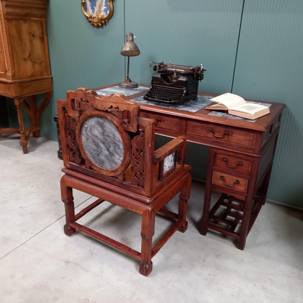 Antiek palissander bureau met bijpassende stoel., Ophalen of Verzenden, Gebruikt, Bureau