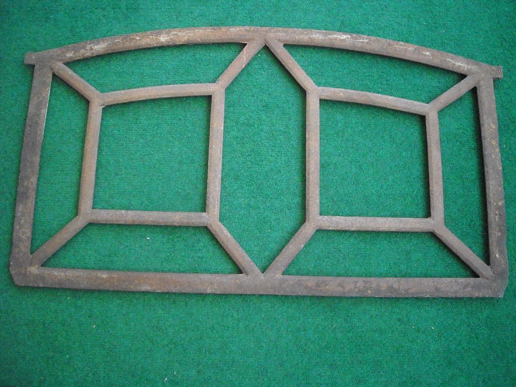 curiosa stalraam, Ophalen